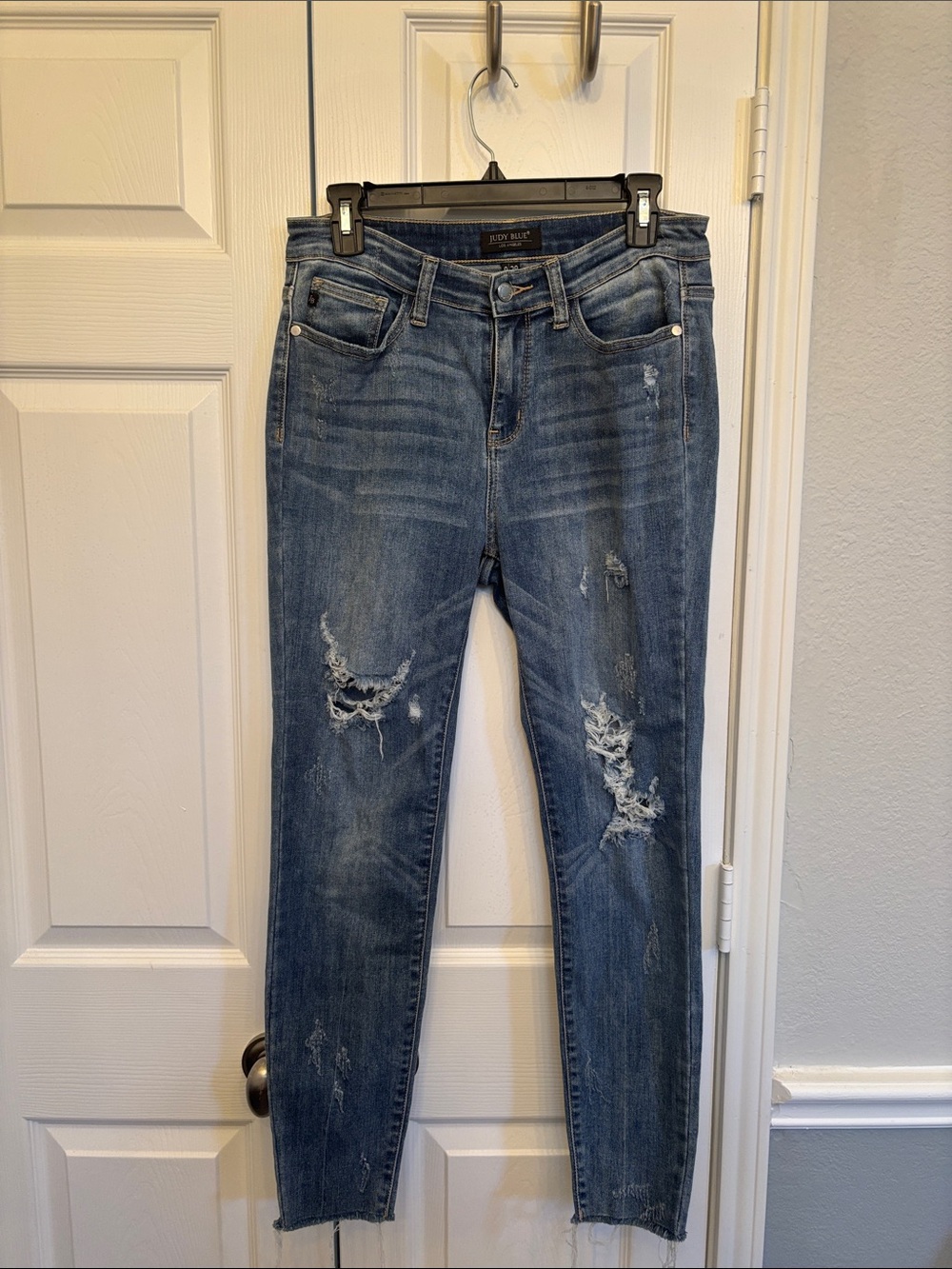 Judy Blue Medium Distressed Skinny Jeans - Blue